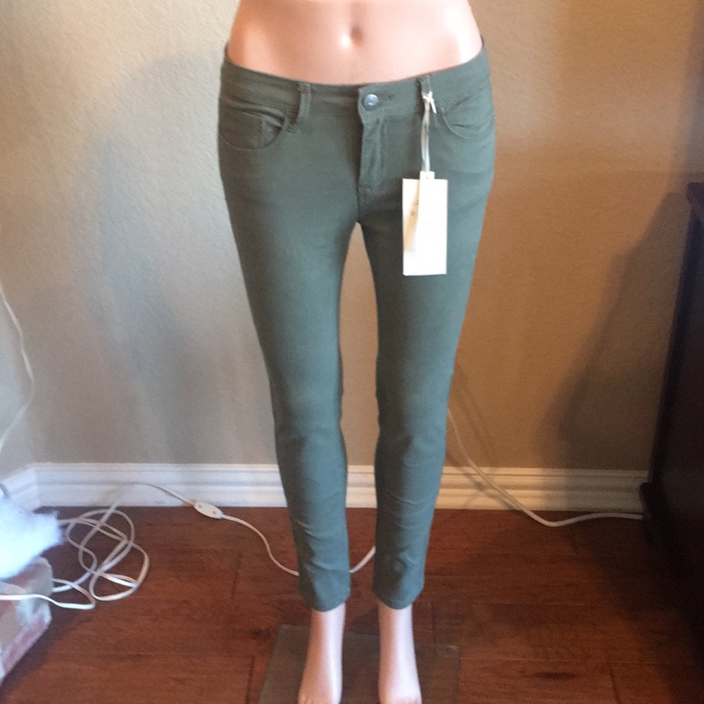 Brand new Olive Skinny Jeans